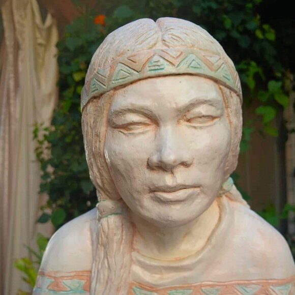 Vintage Continental Studios Native American Indian Woman Chalkware Sculpture - Picture 5 of 13